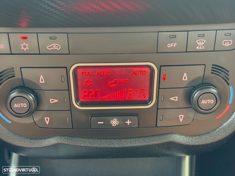 Alfa Romeo MiTo 1.3 JTD Distinctive S&S - 14