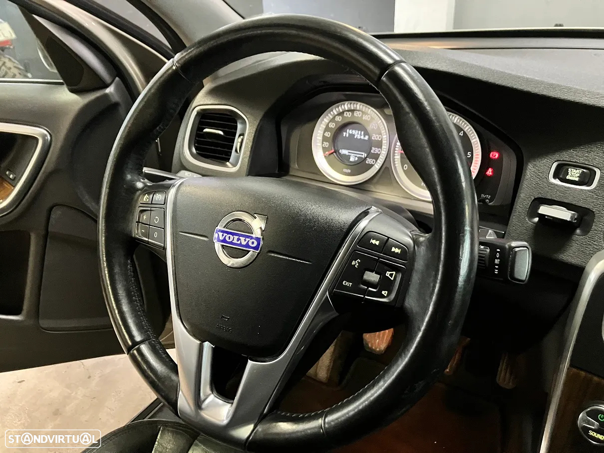 Volvo S60 2.0 D3 Summum - 21