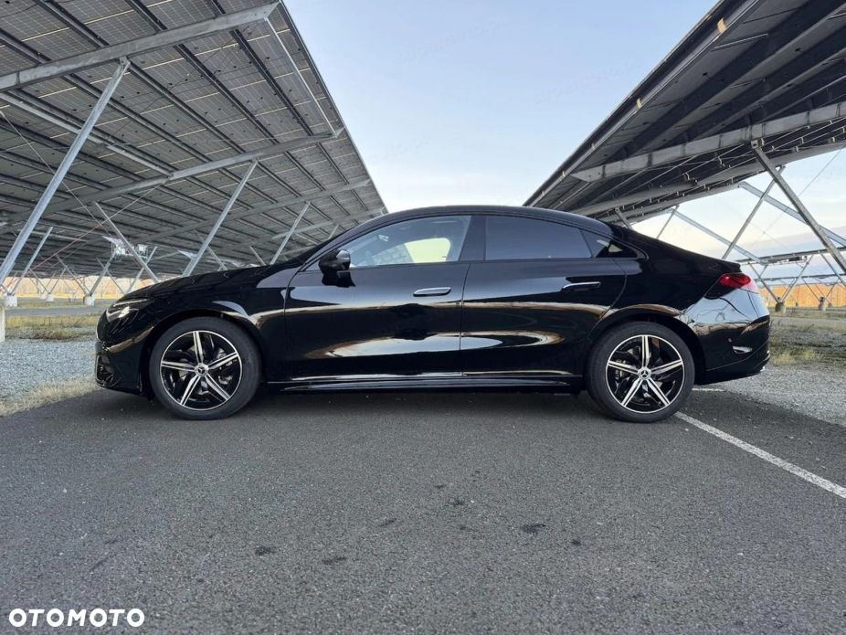 Mercedes-Benz CLA 200 mHEV 4-Matic 8G-DCT - 5