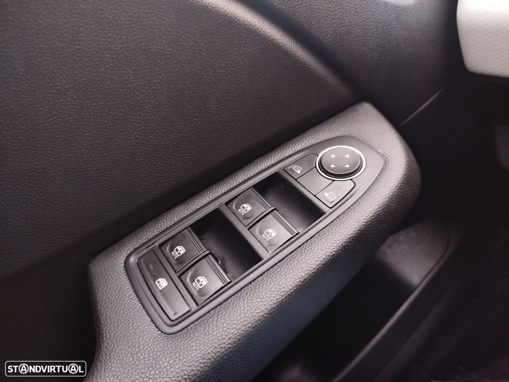 Renault Clio 1.5 Blue dCi Evolution - 25