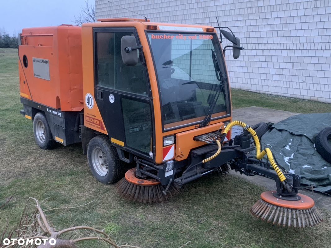 Kubota Bucher Guyer City Cat CC 2000 - 1