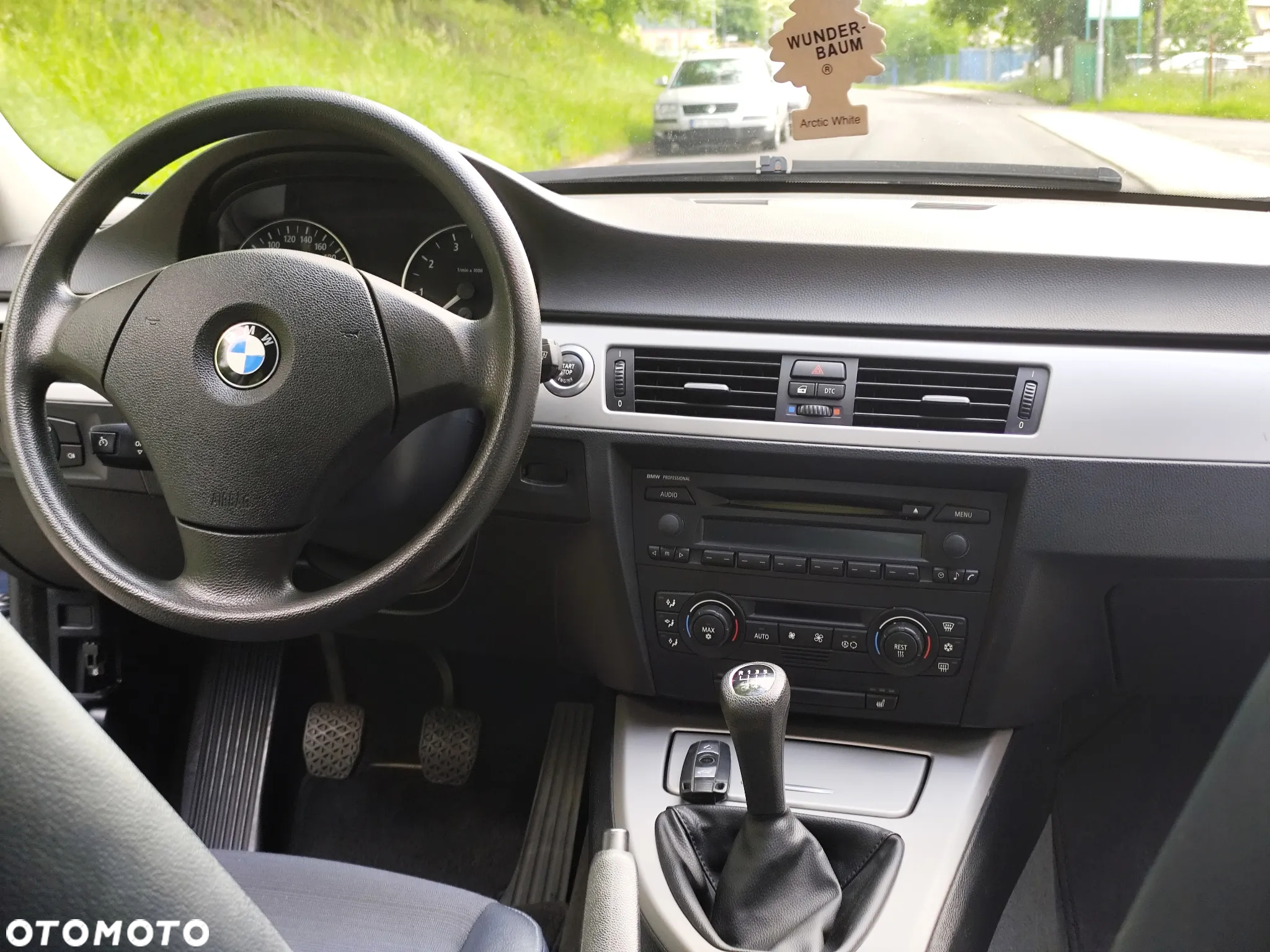 BMW Seria 3 320i - 16