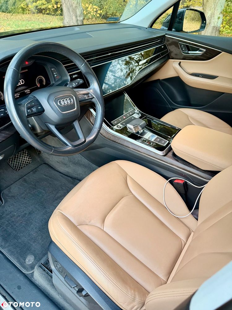 Audi Q7 - 16