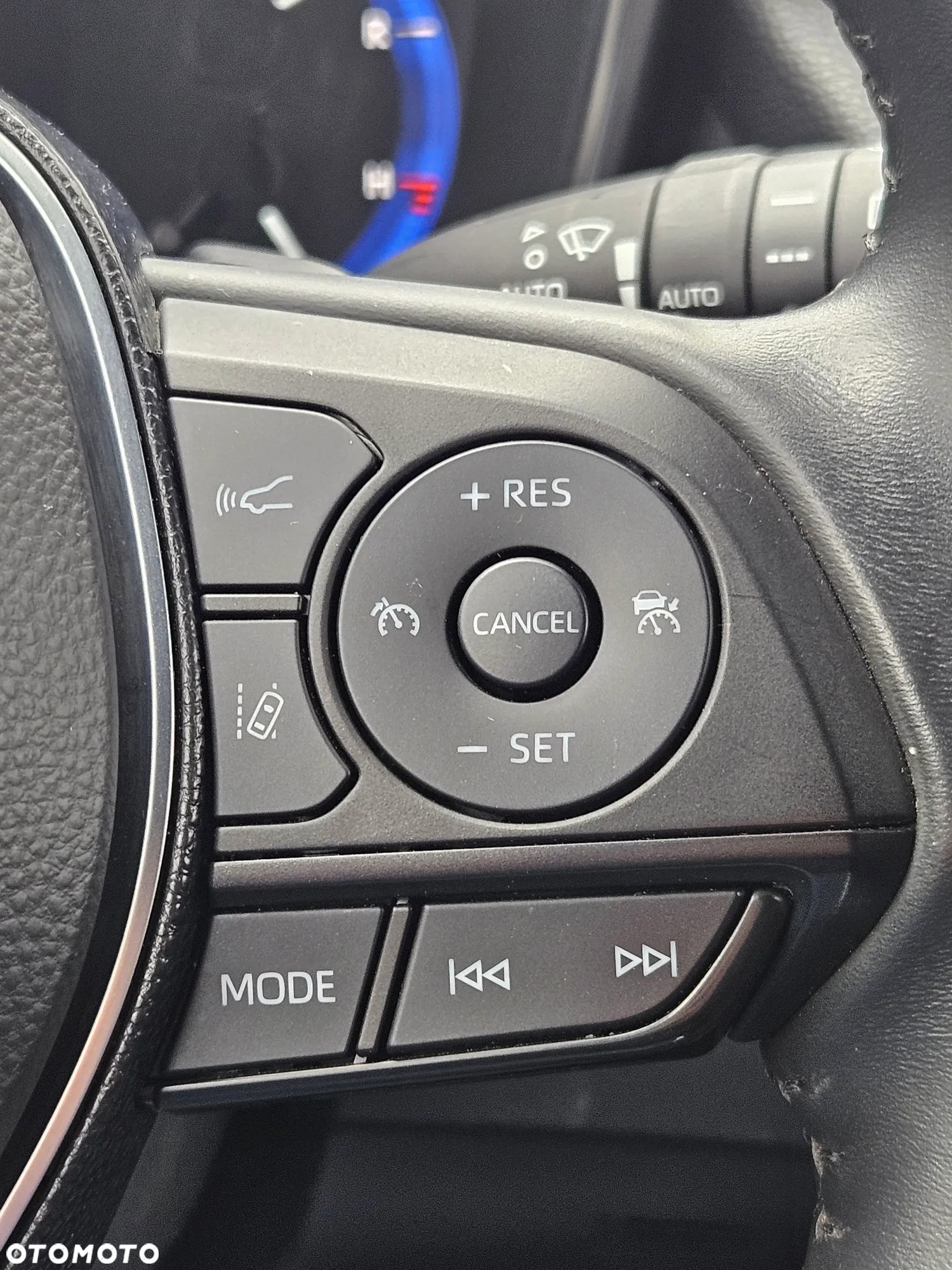 Toyota Corolla 1.8 Hybrid Comfort - 14