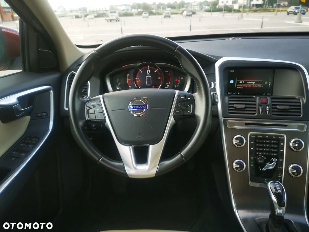 Volvo XC 60 D5 AWD Summum - 12