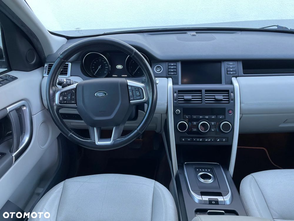 Land Rover Discovery Sport TD4 HSE Luxury - 27