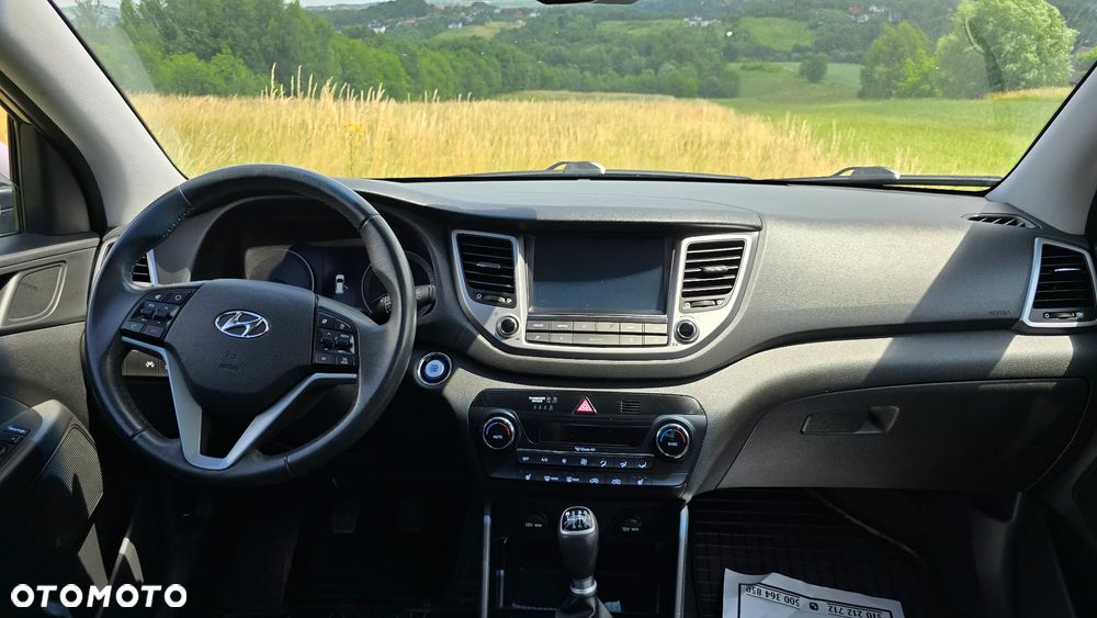 Hyundai Tucson 1.7 CRDI BlueDrive Style 2WD - 13