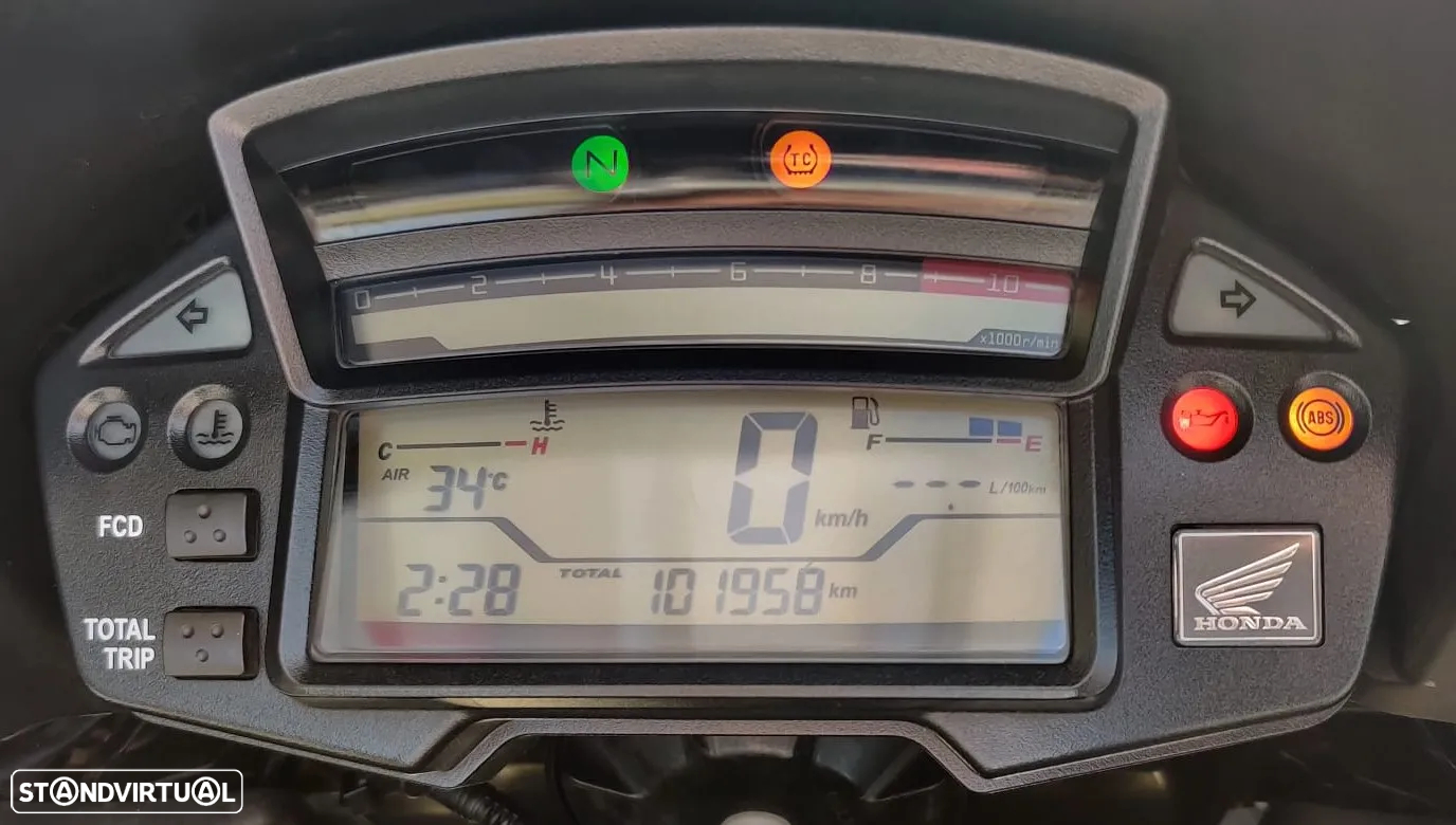 Honda VFR 1200 Crosstourer - 12