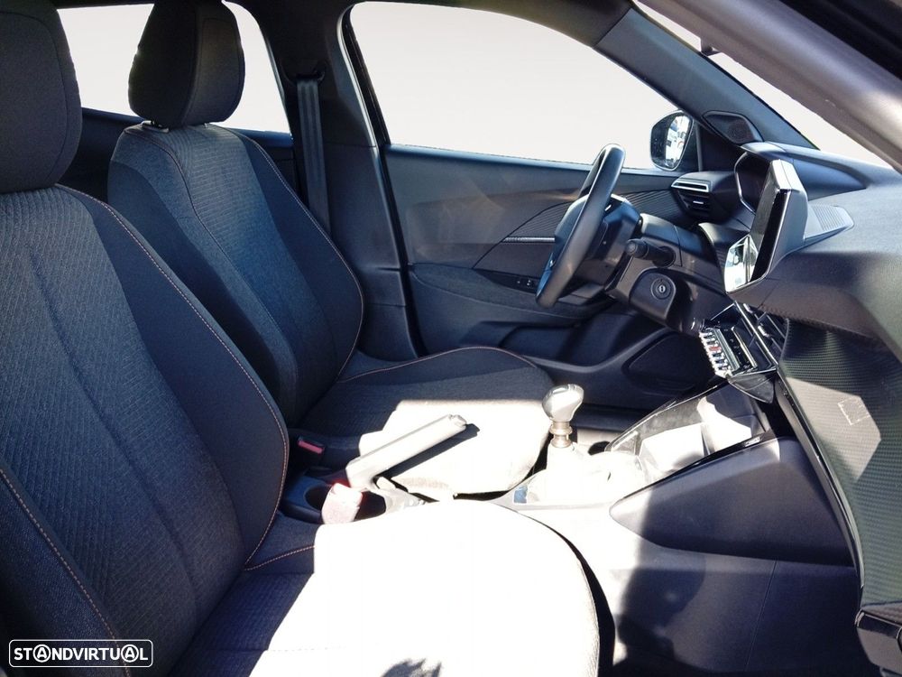 Peugeot 2008 1.2 PureTech Style - 15