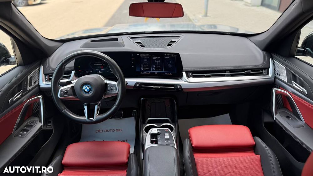 BMW iX1 xDrive30 - 25