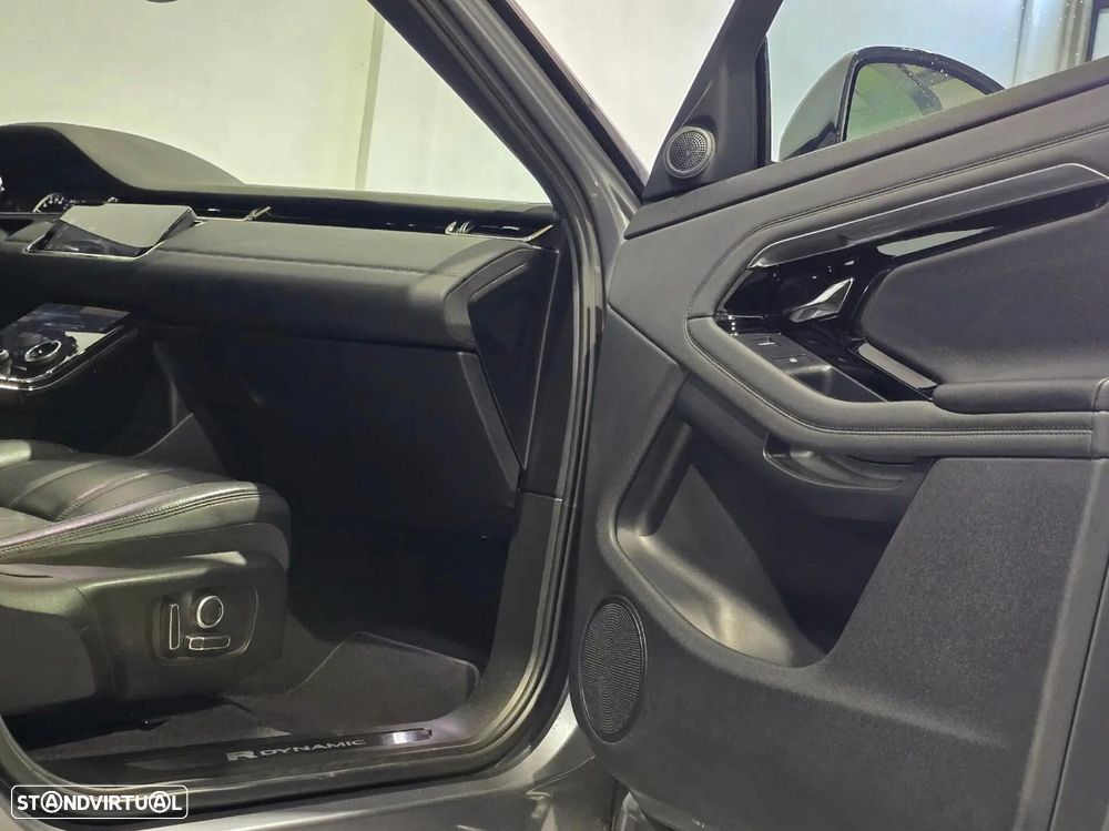 Land Rover Range Rover Evoque P300e R-Dynamic - 34