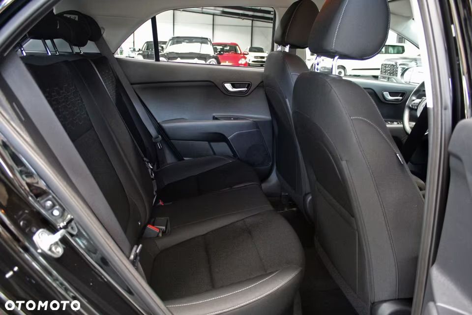 Kia Rio 1.4 Business Line - 16