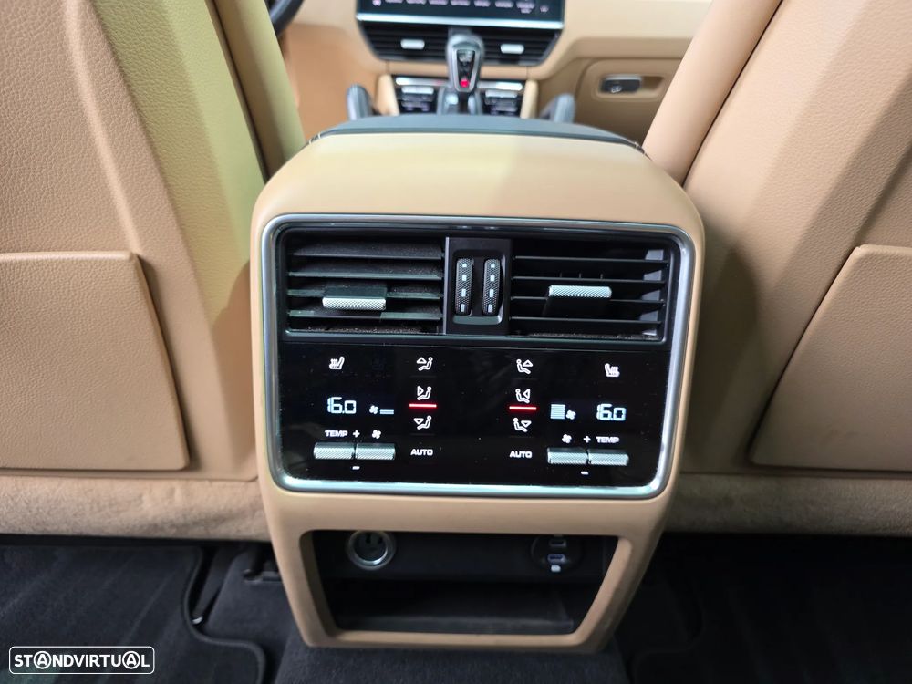 Porsche Cayenne E-Hybrid Tiptronic S - 28