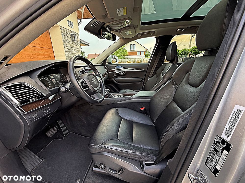 Volvo XC 90 T6 AWD Geartronic Momentum - 11