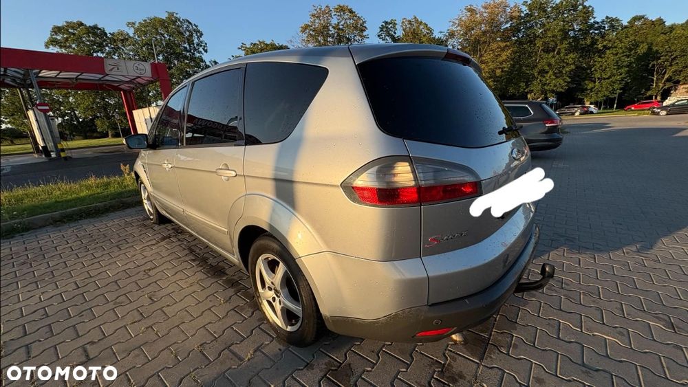Ford S-Max - 8