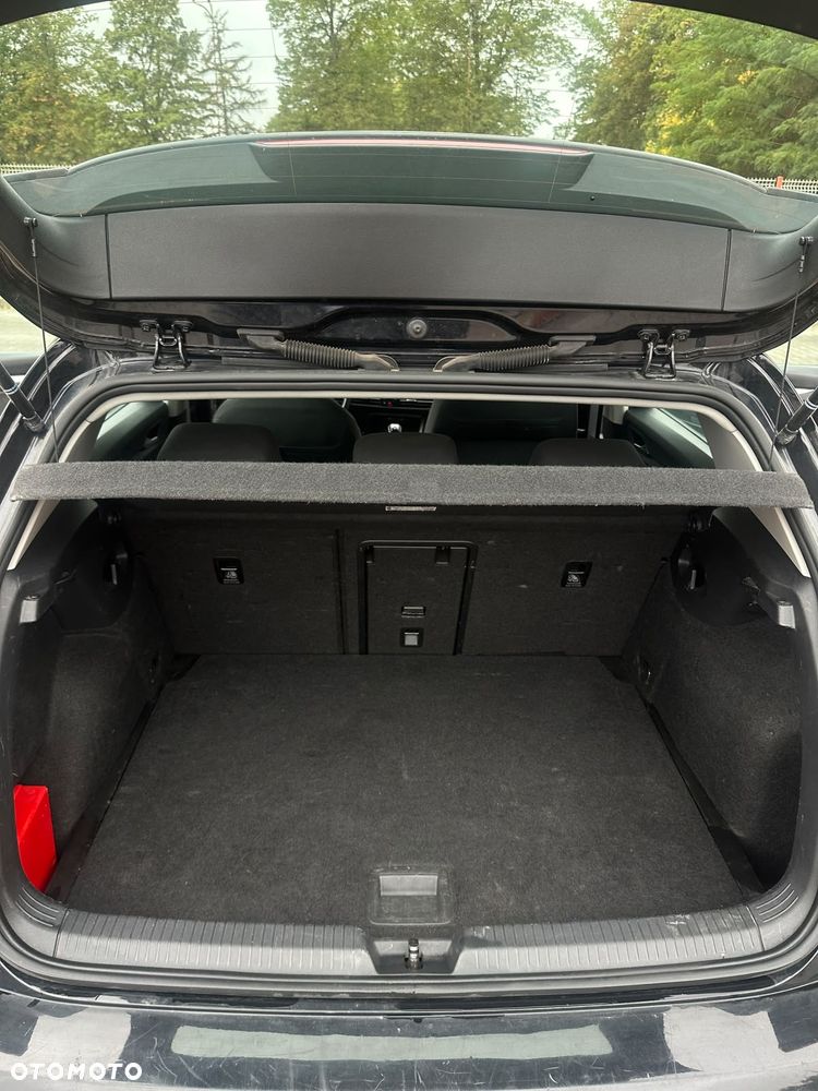Volkswagen Golf - 18