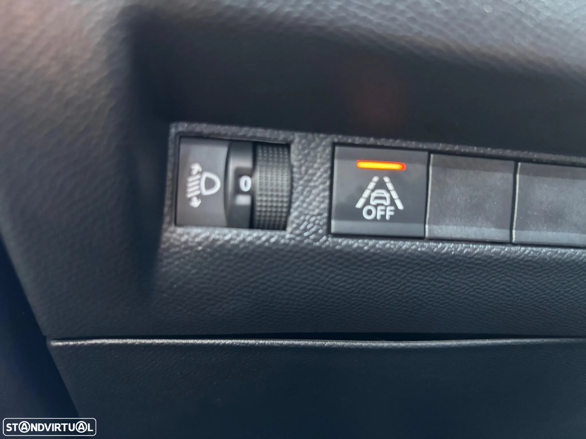 Peugeot 2008 1.2 PureTech Active Pack - 15