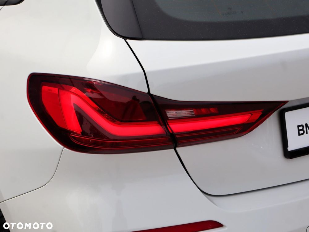 BMW Seria 1 - 21