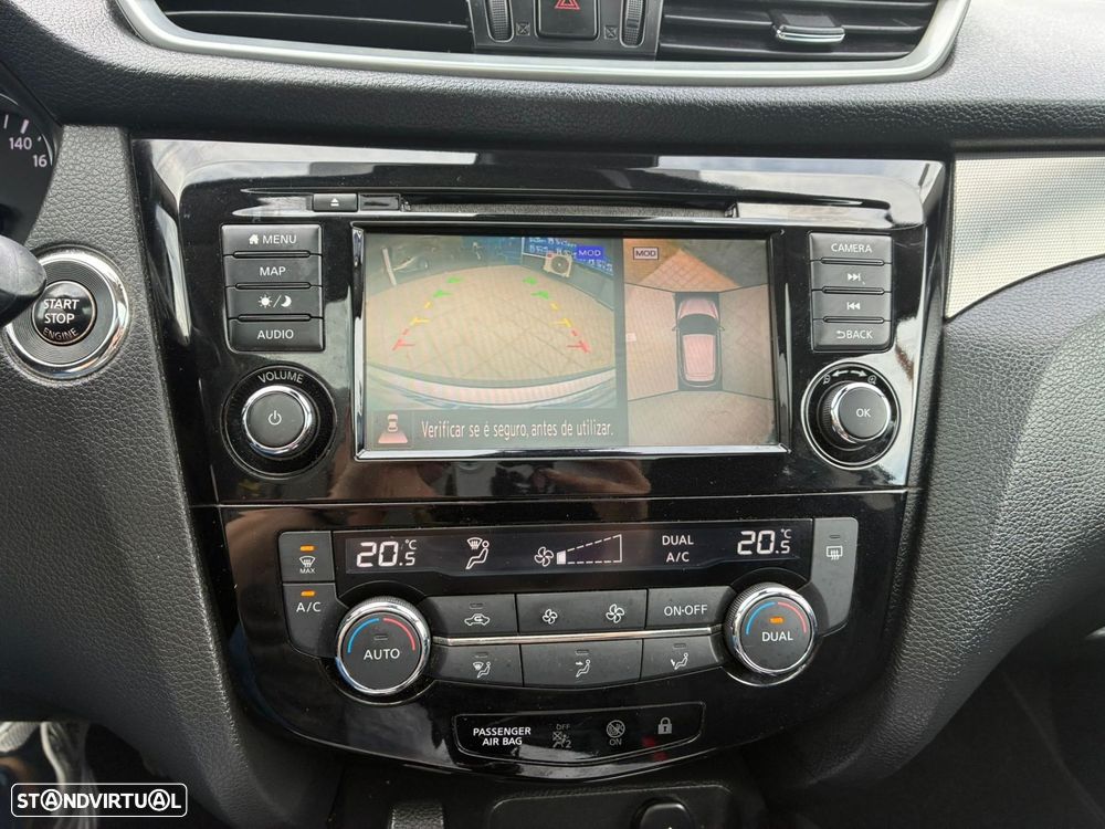 Nissan Qashqai 1.3 DIG-T N-Connecta - 18