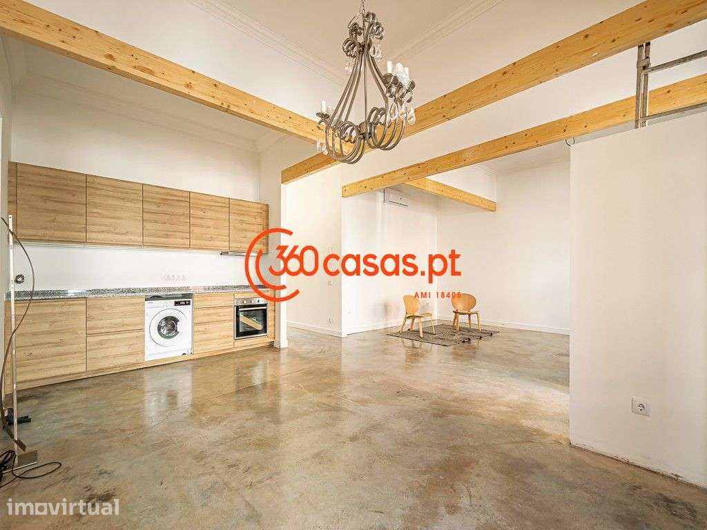 Moradia T2 com terraço e vista parcial para o mar e vista para em Faro - Grande imagem: 4/24