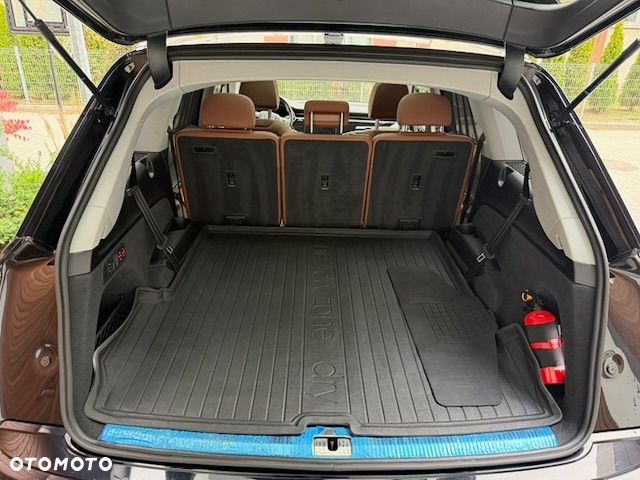 Audi Q7 55 TFSI quattro tiptronic - 13