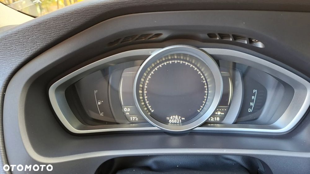 Volvo V40 D3 Drive-E Ocean Race - 12