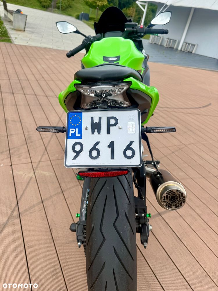 Kawasaki Ninja - 32