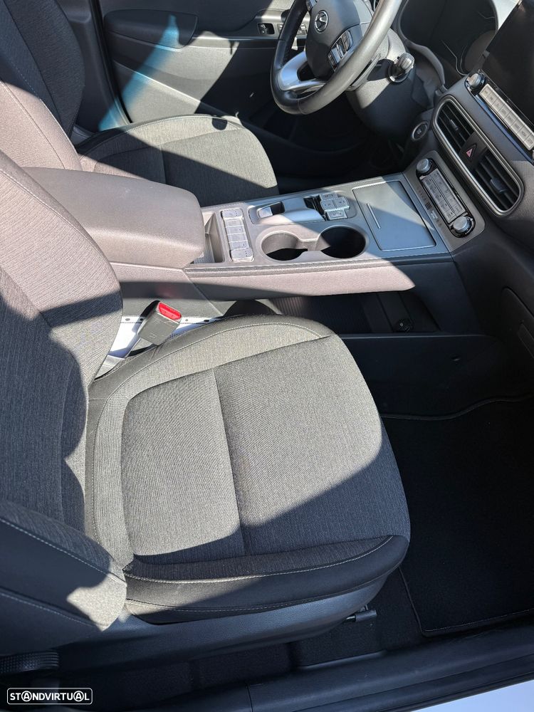 Hyundai Kauai EV 64 kWh Premium+LED - 6