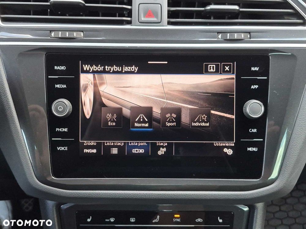 Volkswagen Tiguan - 15