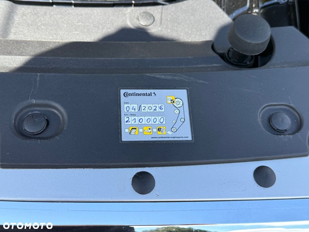 Ford Kuga 2.0 TDCi FWD Titanium Plus - 39