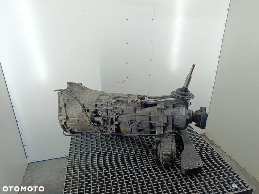 SKRZYNIA BIEGÓW MANUALNA 5 BMW X5 E53 1065401011 3.0 - 1