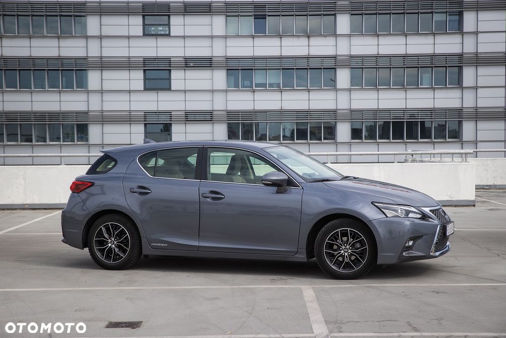 Lexus CT 200h Comfort - 8