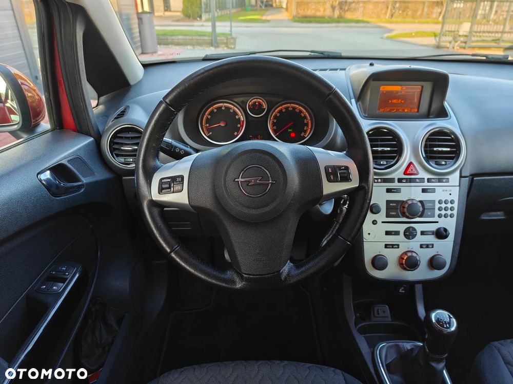 Opel Corsa 1.4 16V Active - 24