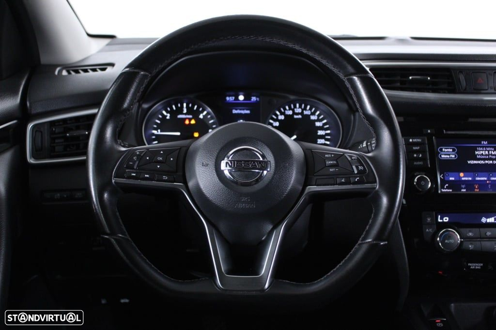 Nissan Qashqai 1.5 dCi N-Connecta - 19