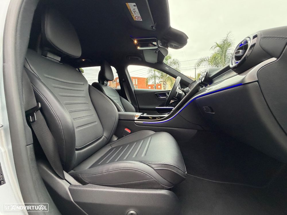 Mercedes-Benz C 300 e AMG Line - 34