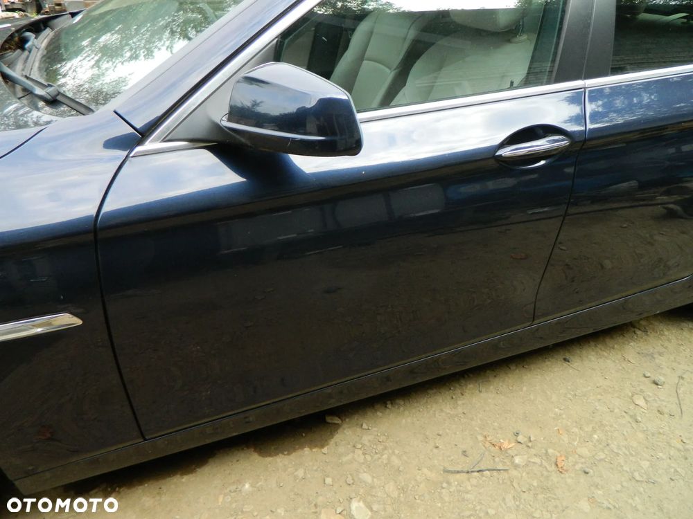 BMW F10 kolor a89 IMPERIALBLAU na części - 9