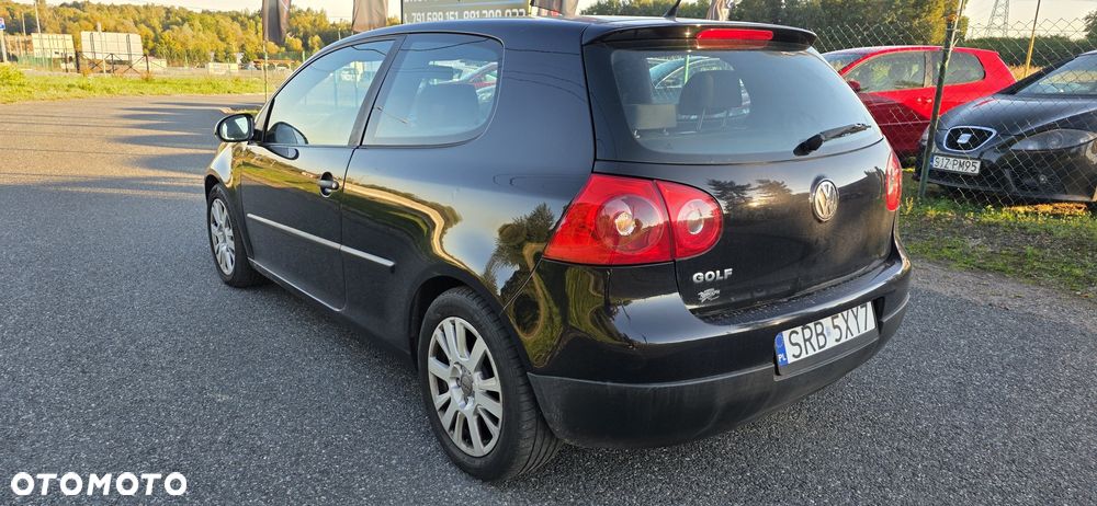 Volkswagen Golf - 4