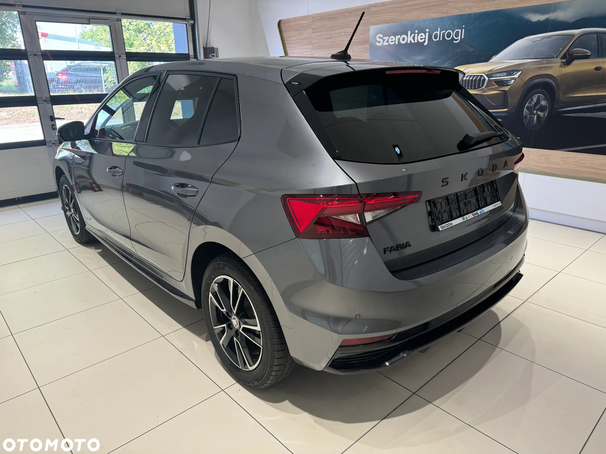 Skoda Fabia 1.5 TSI Monte Carlo DSG - 4