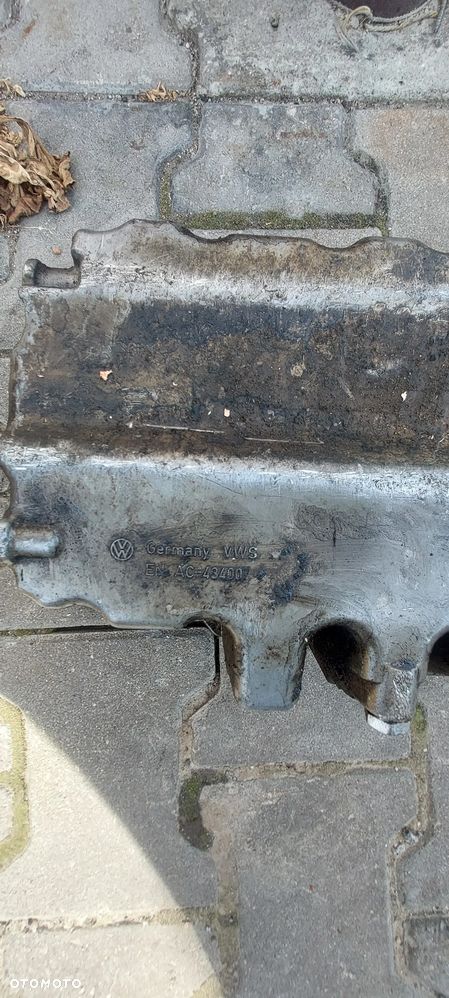 Miska olejowa vw 2.0 tdi 03G103603 - 3