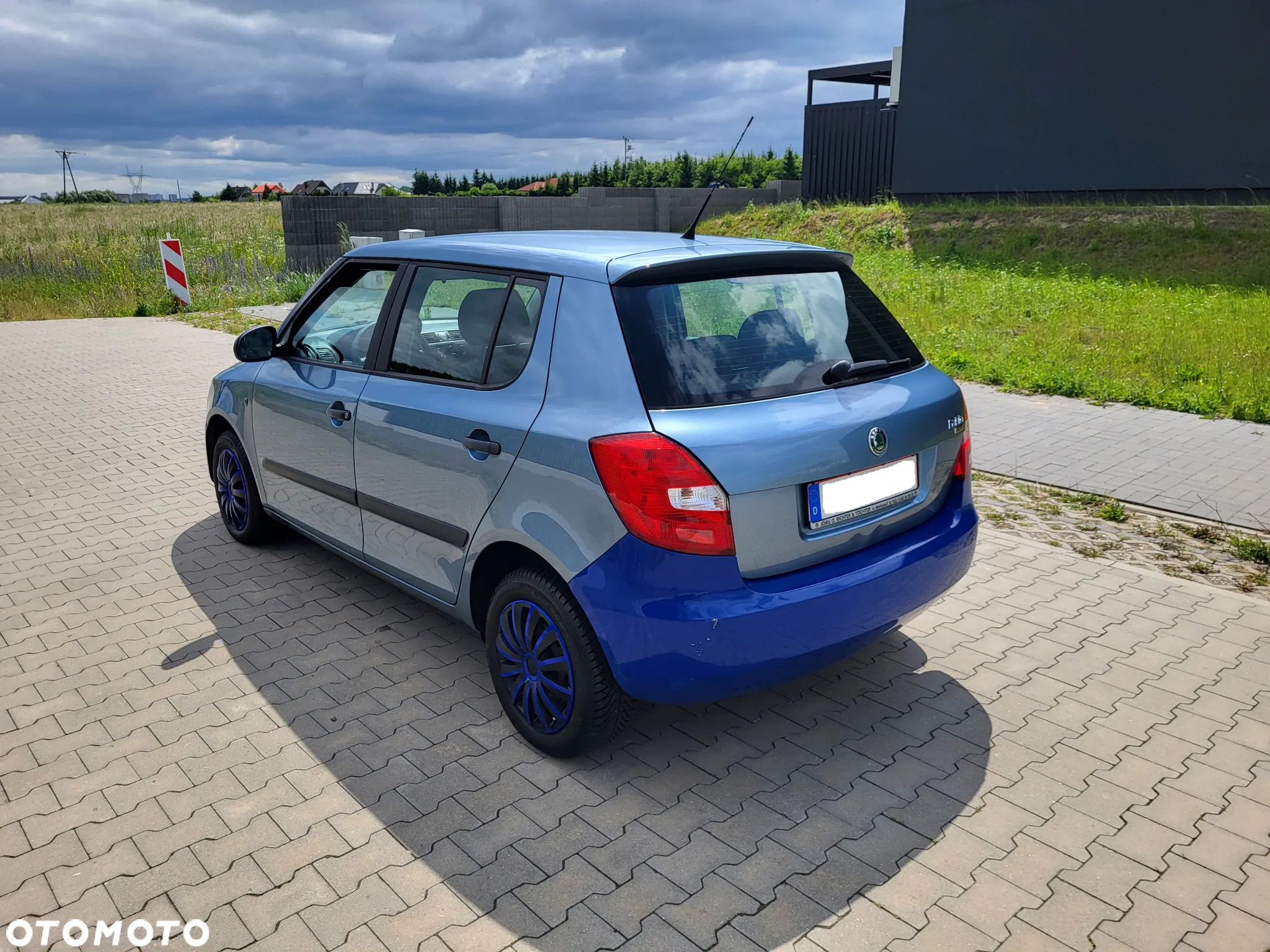Skoda Fabia 1.2 HTP COOL Edition - 4