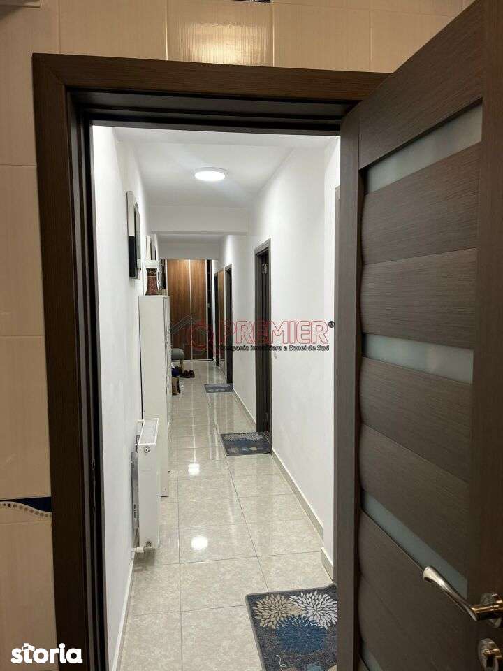Piata Resita - apartament modern 3 camere - Imagine principală: 5/20