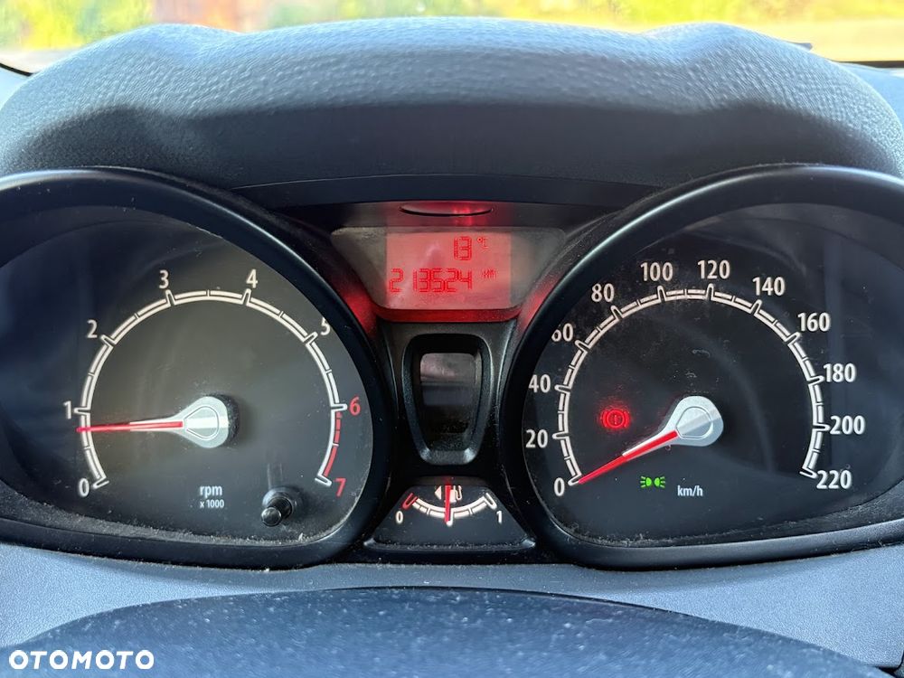 Ford Fiesta 1.25 Trend - 14