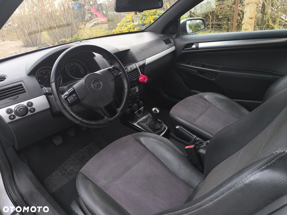 Opel Astra 1.9 CDTI Edition - 29