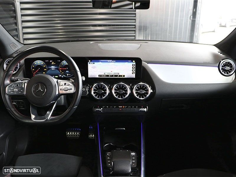 Mercedes-Benz GLA 250 - 12