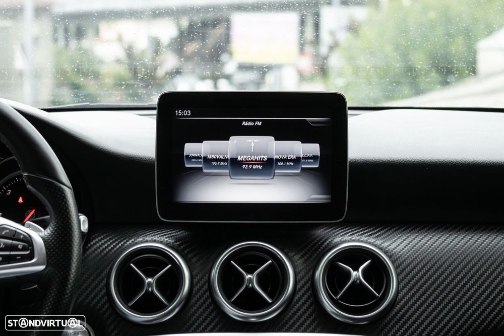 Mercedes-Benz A 180 d AMG Line Aut. - 33