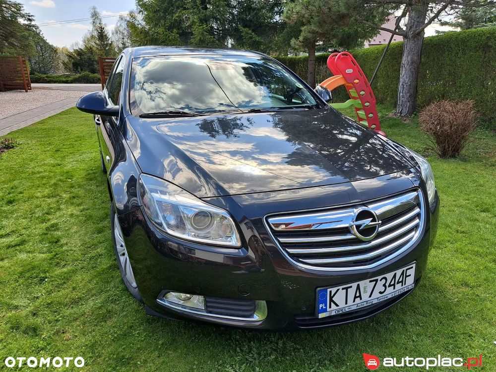 Opel Insignia - 1