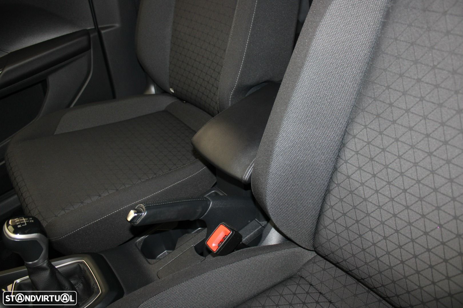 VW T-Cross 1.0 TSI - 19