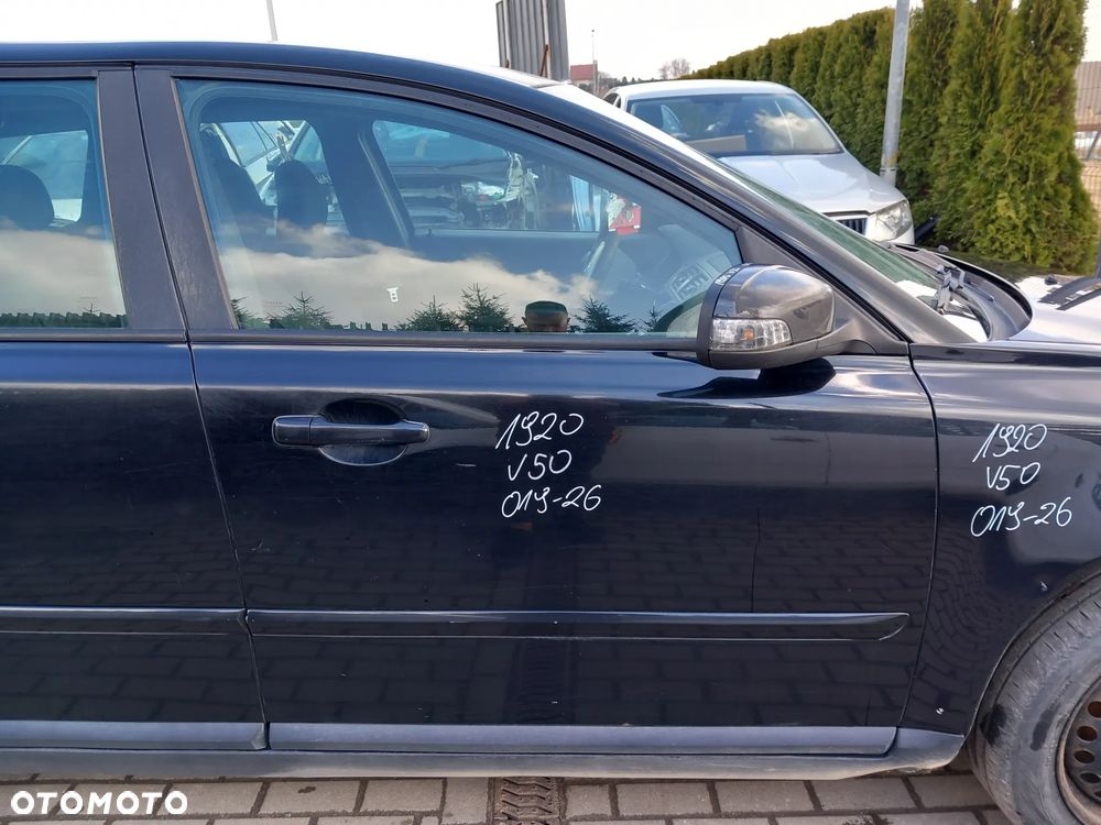 VOLVO V50 DRZWI PRAWE PRZEDNIE PRAWY PRZÓD KOLOR: 019-26 - 1