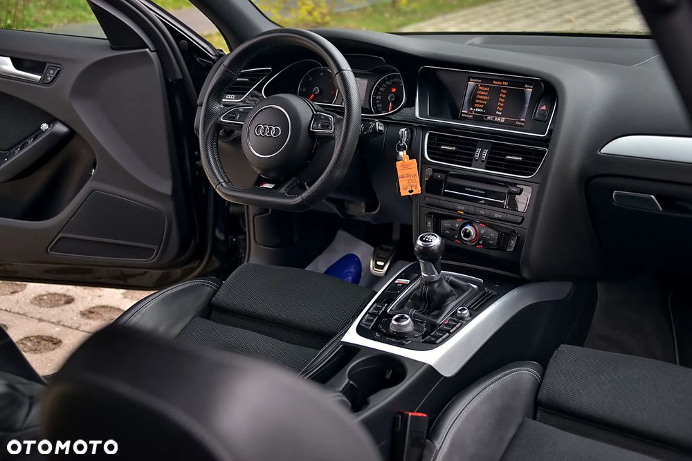 Audi A4 Avant 2.0 TDI DPF S line Sportpaket - 38