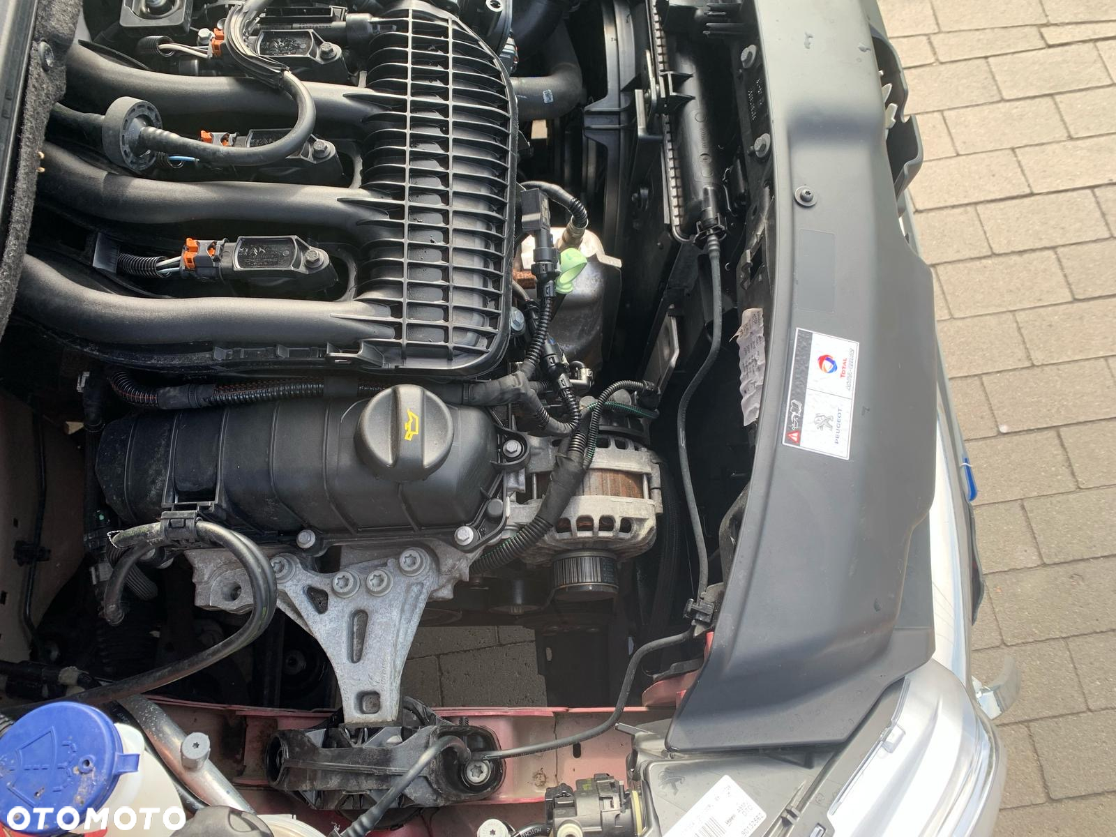 Peugeot 208 1.2 PureTech Active - 16